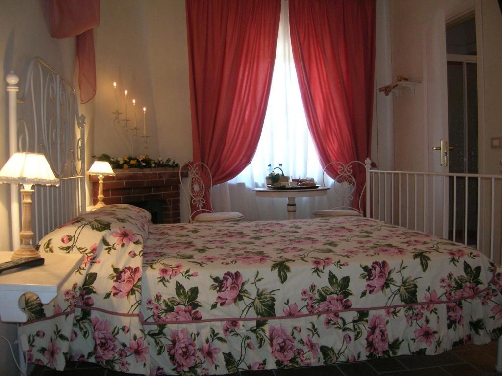 B&B Il Moscondoro Montopoli in Val dʼArno Zimmer foto